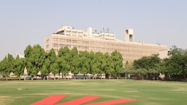 QS World University Rankings 2026: IIT दिल्ली और JNU का जलवा, दुनिया के टॉप-50 संस्थानों में शामिल; देखें लिस्ट