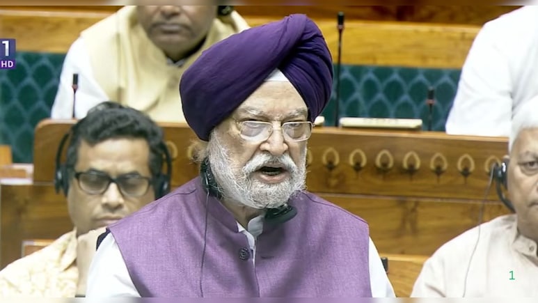 ईरान युद्ध: सरकार ने बताया- होर्मुज बंद होने के बाद कहां-कहां से ला रहे हैं तेल और गैस?