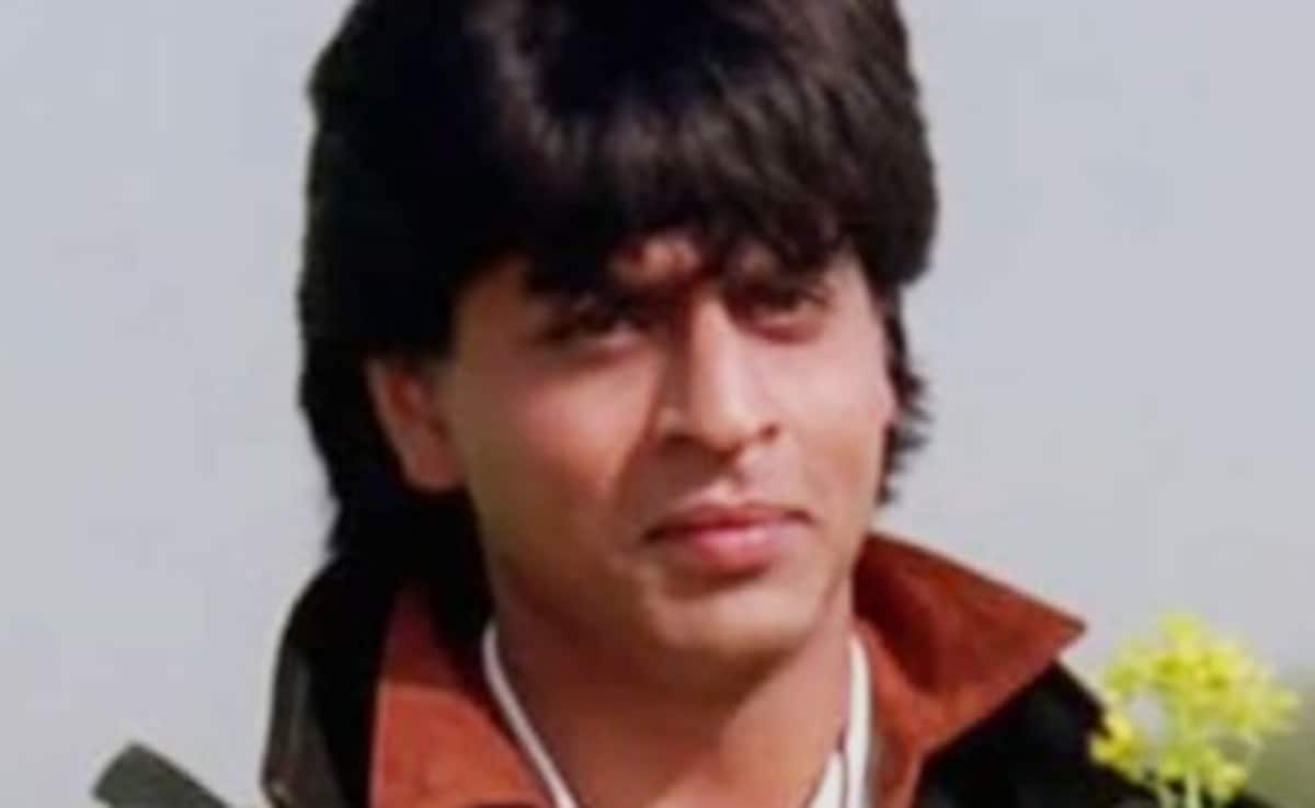 शाहरुख खान की दीवाना और DDLJ इस फ्लॉप हीरो को हुई थीं ऑफर, किंग खान की बदली किस्मत और आज तक स्ट्रगल कर रहा है वो एक्टर