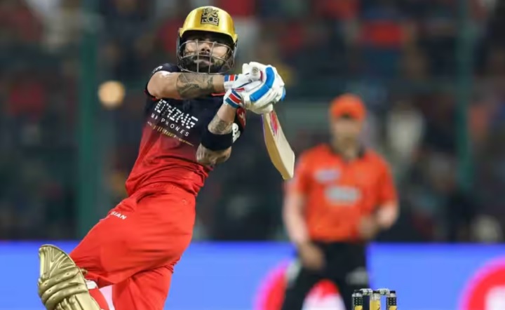 RCB vs SRH: विराट कोहली का IPL में तहलका, तोड़ दिया रोहित शर्मा का महारिकॉर्ड, ऐसा करने वाले दुनिया के इकलौते बल्लेबाज