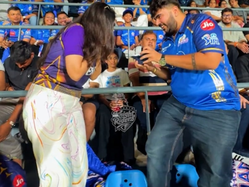 Watch: MI Fan Loses Engagement Ring While Proposing To Girlfriend During IPL 2026 Match. Then This Happens
