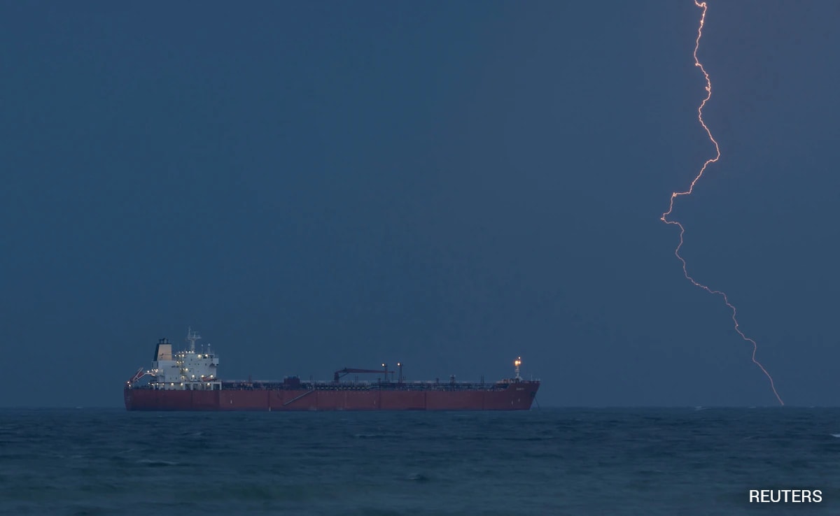 2 More Indian Ships Carrying "Very Large" Gas Carriers Transit Hormuz