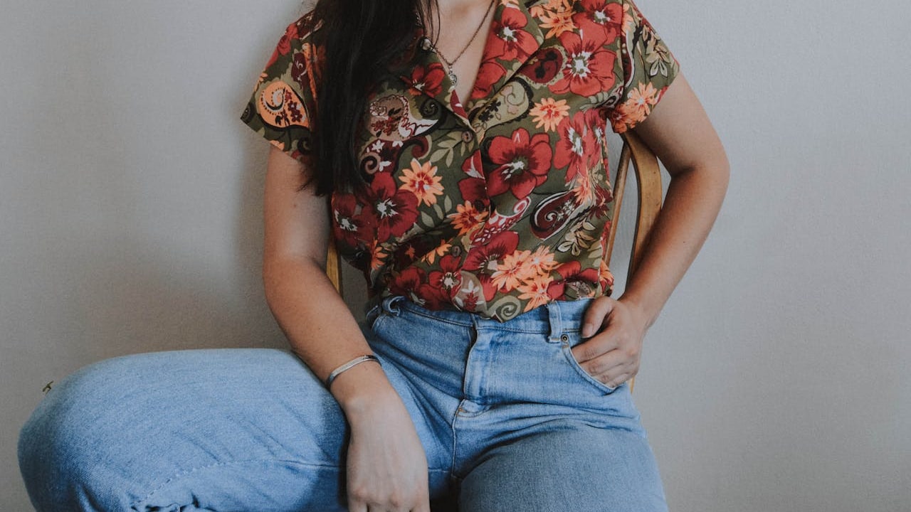 10 Elegant Blouse Trends Women Are Falling In Love With This Season 10 Elegant Blouse Trends Women Are Falling In Love With This Season