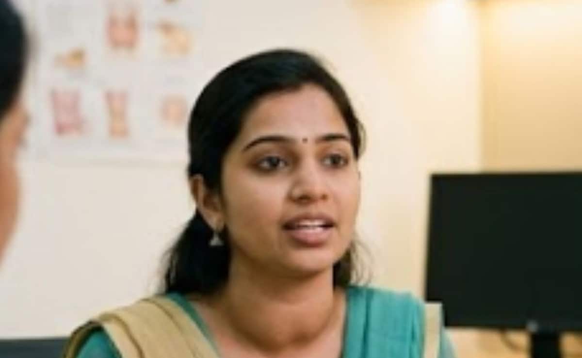 A young woman with a thyroid disorder consulting doctors