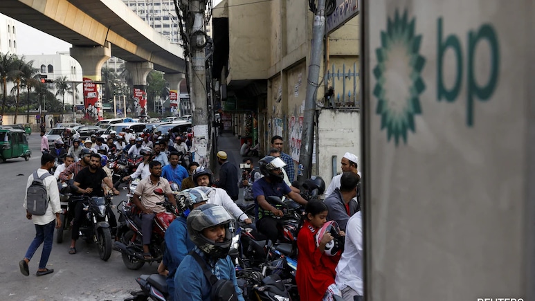 Bangladesh Orders Early Eid Holidays For Universities Amid Energy Crisis