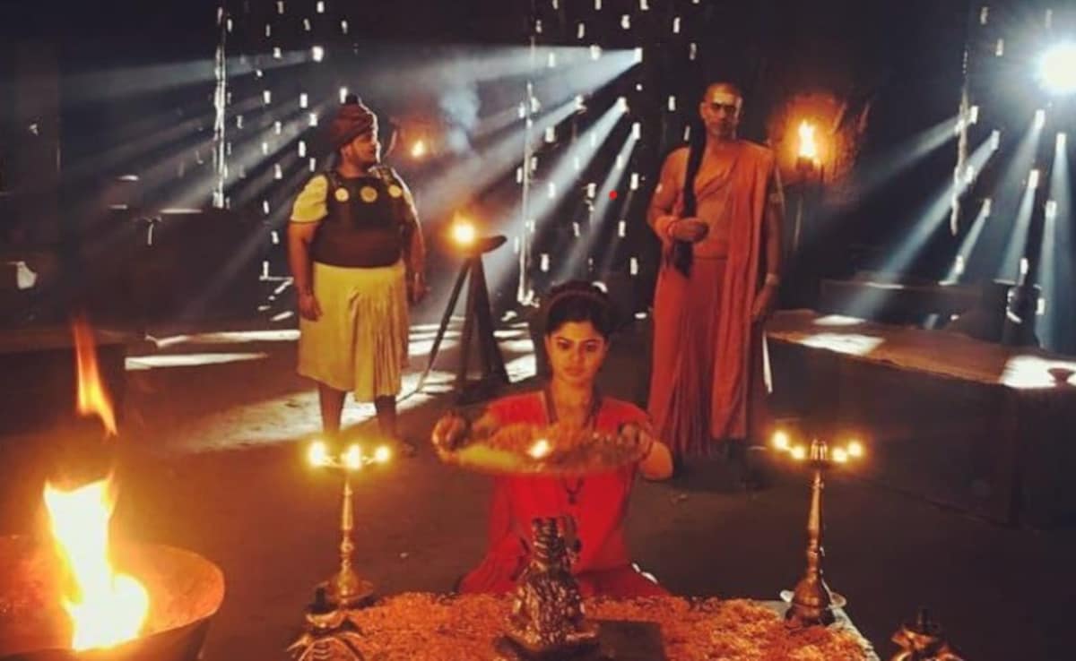 10 हजार किताबें, 144 सेट, 500 कलाकार और 15 इतिहासकारों की मदद से बना था दूरदर्शन का यह शो, पंडित जवाहरलाल नेहरू से है कनेक्शन