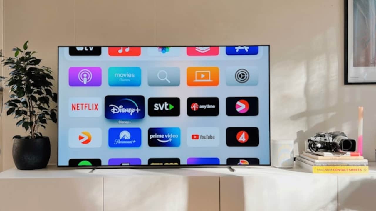 Explore the top reasons behind a lagging smart TV Explore the top reasons behind a lagging smart TV