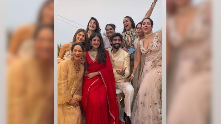 An Unseen Pic Featuring Malaika Arora, Neha Dhupia From Kritika Kamra And Gaurav Kapur's Wedding