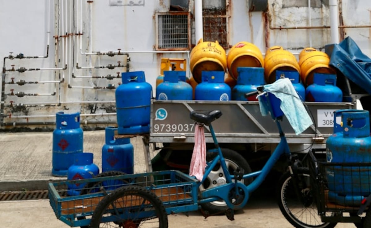 यूपी में फिलहाल नहीं है पेट्रोल, डीजल और LPG की दिक्कत, योगी सरकार उठाए ये कदम