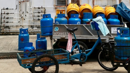 India Sourcing Crude Oil From 40 Countries Amid Hormuz Row, Say Govt Sources; Deny LPG Crisis