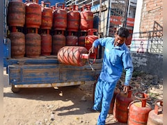 अफवाह पर ध्यान न दें... दिल्ली में LPG-PNG आपूर्ति को लेकर सरकार ने क्या कहा?