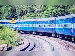 Train Cancelled: 23 से 26 मार्च के बीच कर रहे हैं ट्रेन से सफर करने की प्लानिंग? भारतीय रेलवे ने कैंसिल कर दी ये ट्रेनें, देख लीजिए पूरी लिस्ट