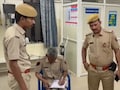 ह&zwj;िस्&zwj;ट्रीशीटर ने पुल&zwj;िस की गाड़&zwj;ियों को मारी टक्&zwj;कर, 4 पुल&zwj;िसकर्मी घायल&nbsp;