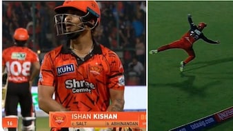 फिल सॉल्ट के कैच ने लगा दी आग, 'पहले ही कैच ऑफ द टूर्नामेंट', वीडियो हुआ वायरल