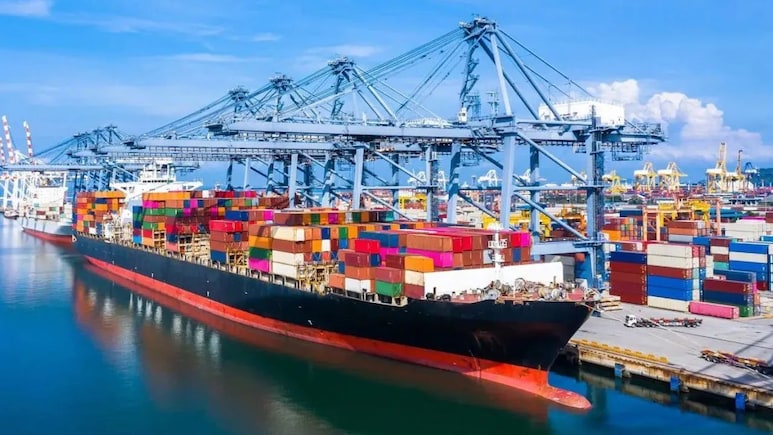 ईरान-इजरायल जंग के बीच भारतीय एक्सपोर्टर्स को बड़ी राहत, वापस लौट रहे माल के लिए कस्टम नियमों में ढील