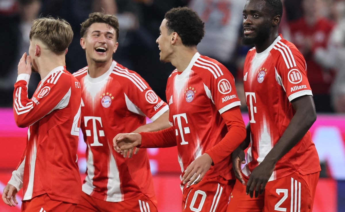 Harry Kane-Less Bayern Munich Brush Aside Borussia Moenchengladbach To Continue Title March