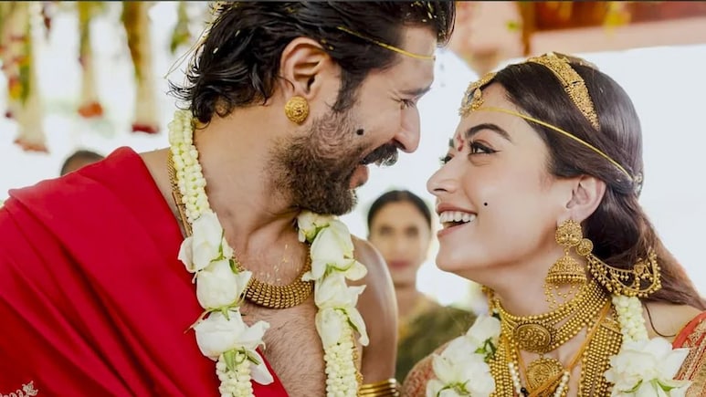 Newlyweds Rashmika Mandanna-Vijay Deverakonda To Do <i>Annadanam</i> Across Country, Distribute Sweets in 20+ Cities