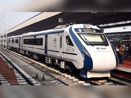 भारतीय रेलवे ने बदली इन 4 वंदे भारत की टाइमिंग, सफर करने वाले हैं तो देख लें पूरी लिस्ट