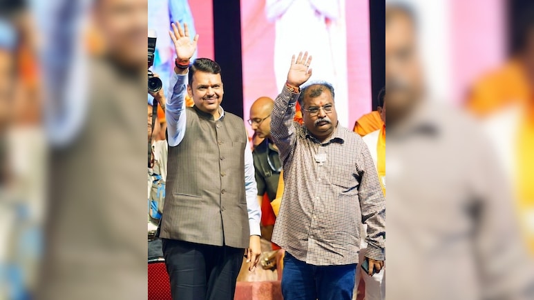 ईरान-इजरायल संकट: दुबई में फंसे महाराष्ट्र के पर्यटकों को IPF हेल्पलाइन से पहुंचाई जा रही है मदद