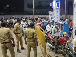 बाइक को ₹200 और कार को ₹2000 तक का ही मिलेगा पेट्रोल-डीजल, तेल संकट की अफवाहों के बीच कोल्हापुर में सख्त नियम