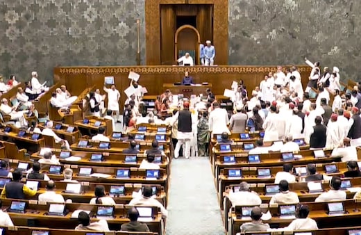 Parliament LIVE: निलंबित सांसदों की वापसी, LPG किल्‍लत का मुद्दा... संसद में आज क्‍या होगा?