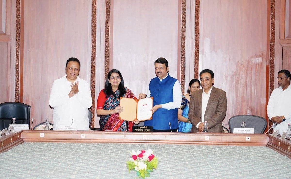 ias soumya sharma IPS archit chandak egovernance award amravati