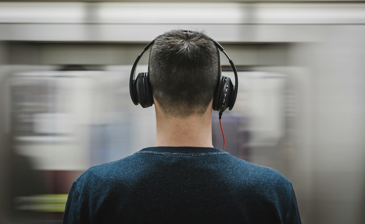 First-Of-Its-Kind AI Music Fraud: US Man Bags $8 Million In Royalties By Faking Billions of Streams