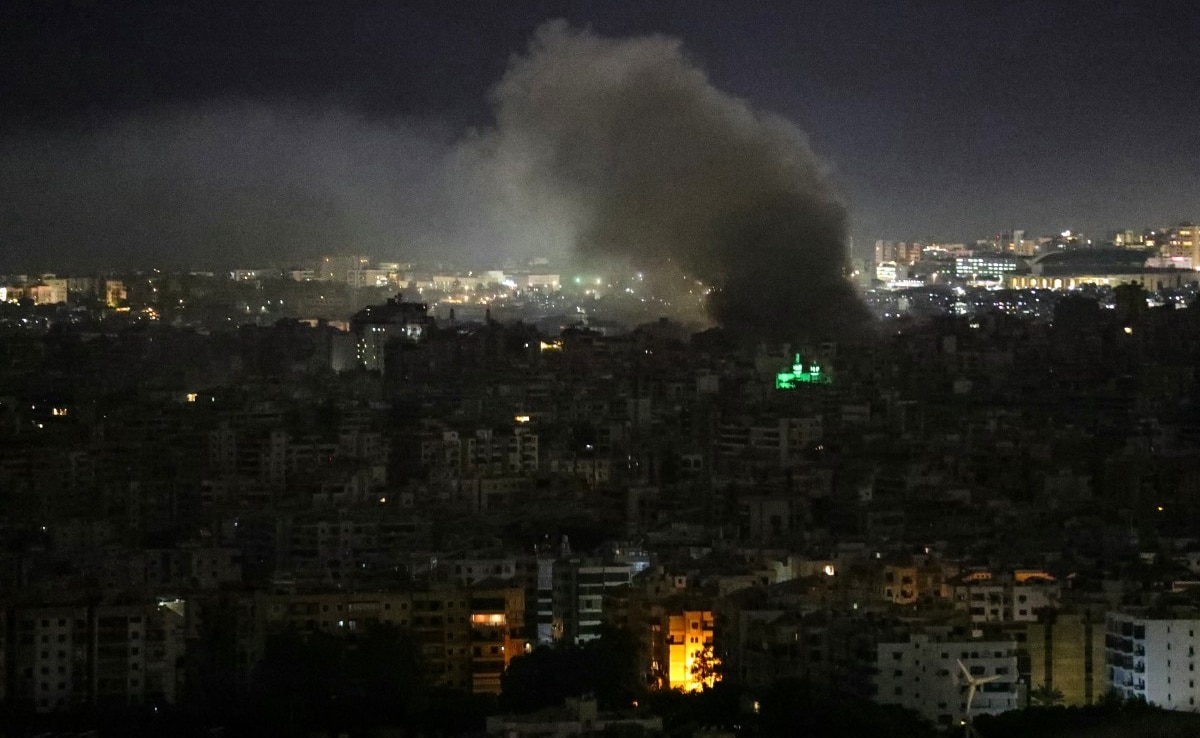 LIVE: ईरान ने बगदाद में अमेरिकी दूतावास पर गिराई मिसाइल, हर तरफ धुआं ही धुआं