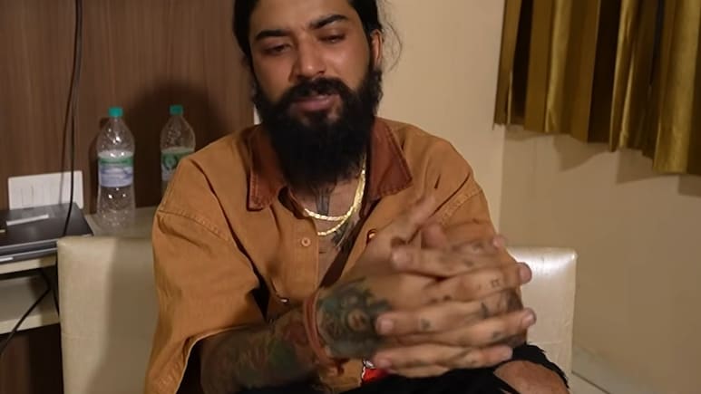 बिग बॉस 17 के अनुराग डोभाल की कितनी है नेटवर्थ, हत्या की साजिश का किया दावा, रोते हुए आखिरी व्लॉग किया शेयर