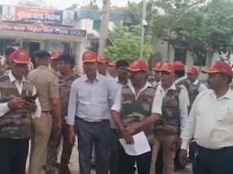 भिंड के मिहोना थाने में बवाल: थाना प्रभारी विजय केन पर रिटायर्ड सूबेदार से मारपीट और गाली-गलौज करने का आरोप, थाने का घेराव