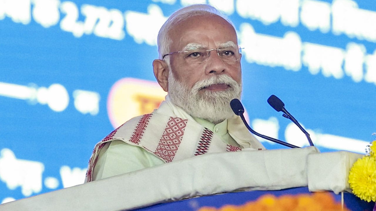 PM Modi Criticizes TMC Over Alleged Disrespect Toward President Murmu