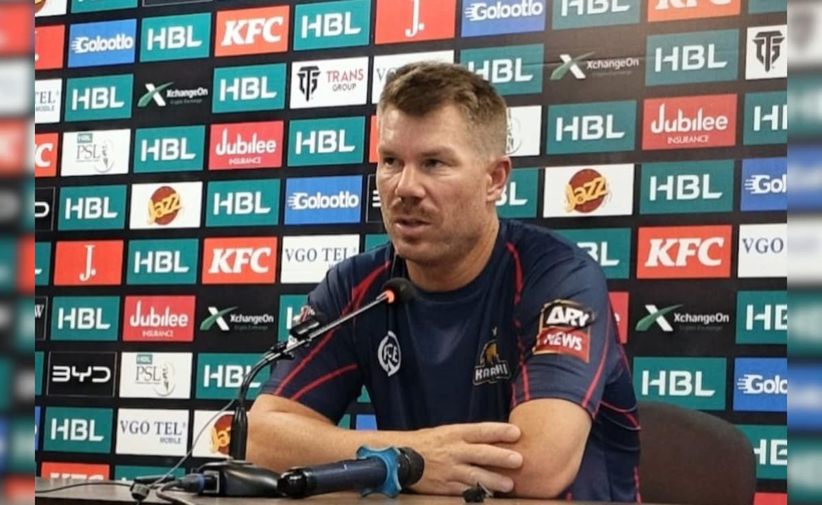 यहां स्कूली बच्चे मौजूद हैं, कप्तानों का चल रहा था प्रेस कॉन्फ्रेंस, आपा खो बैठे वॉर्नर, सबको लगाई डांट