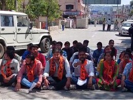 मेवाड़ यूनिवर्सिटी में नर्सिंग कोर्स की मान्यता पर विवाद गहराया, छात्रों ने दूसरी यूनिवर्सिटी में शिफ्ट करने की उठाई मांग