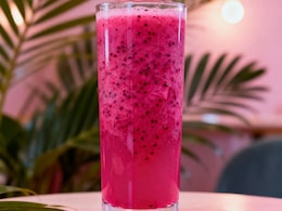Dragon Fruit Smoothie Recipe: गर्मी में ट्राई करें कलरफूल और हेल्दी ड्रैगन फ्रूट स्मूदी, स्वाद के साथ मिलेगी ठंडक और एनर्जी