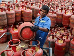 घर-घर LPG सिलेंडर पहुंचाने वाले डिलीवरी बॉय की कितनी होती है कमाई? ये रहा कमीशन और मंथली इनकम का पूरा हिसाब