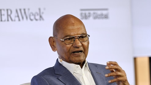 Vedanta Arm Cairn Looks To Hire Americans To Build India's Shale Sector