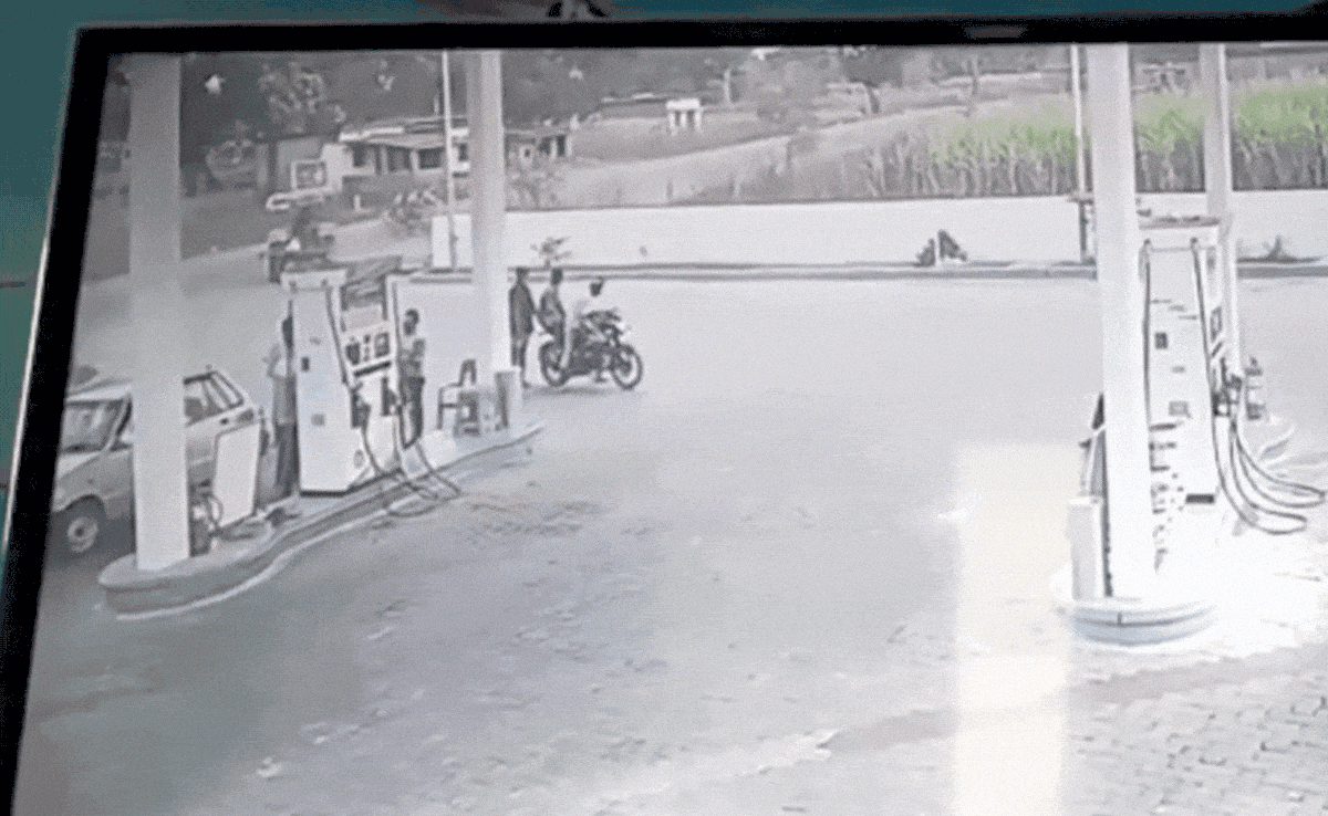 Hit and Run: तेज रफ्तार ट्रैक्टर ने बाइक को मारी टक्कर, भाई की मौत, बहन और दो बच्चों समेत एक युवक घायल