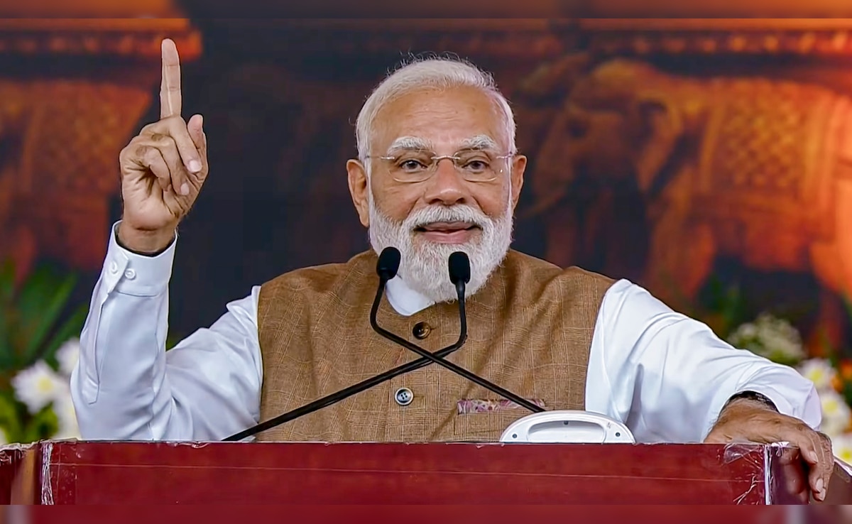 "Political Vultures": PM Modi Slams Congress Over Response To Iran War