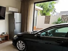 April से बढ़ सकती हैं कार, टीवी और AC की कीमतें! जानिए क्यों महंगे हो रहे हैं ये सामान