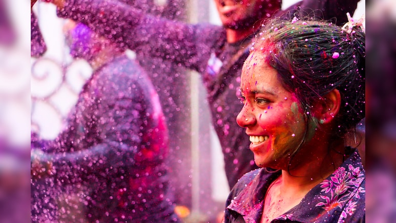 Holi Celebration Scientific Reason: होली का त्यौहार क्यों मनाया जाता है, जानिए विज्ञान की नज़र से
