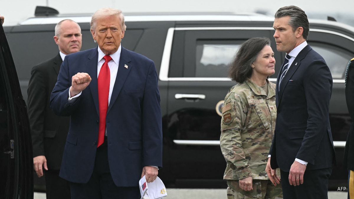 President Trump and Pentagon chief Pete Hegseth at Dover Air Force Base
