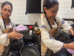 <i>Golmaal</i> Star Ashwini Kalsekar Shares An Easy Recipe To Make <i>Pyaaz Ki Sabzi</i> That Is Also Travel Friendly