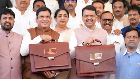 किसानों का 2 लाख रुपये तक का कर्ज माफ, महाराष्ट्र बजट में CM फडणवीस का ऐलान