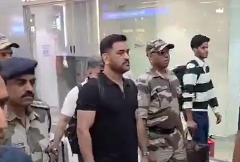 T20 World Cup: MS Dhoni Arrives In Ahmedabad Ahead Of India vs NZ Final
