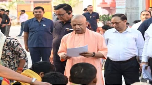 &lsquo;गुंडागर्दी बर्दाश्त नहीं की जाएगी', CM योगी की पुलिस अधिकारियों से दो टूक, दिए सख्त निर्देश