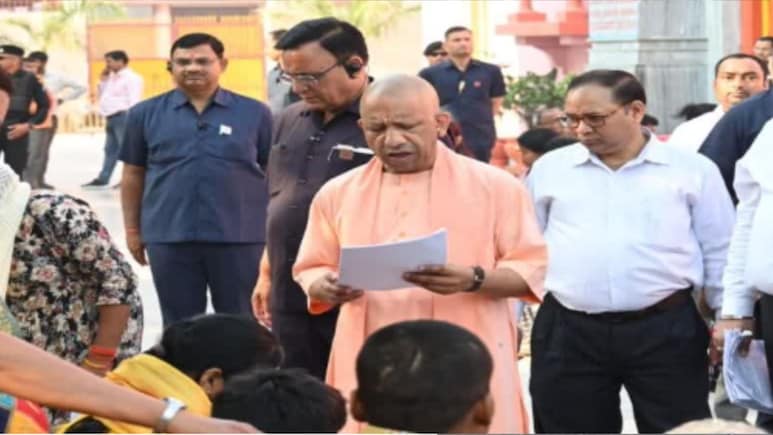 &lsquo;गुंडागर्दी बर्दाश्त नहीं की जाएगी', CM योगी की पुलिस अधिकारियों से दो टूक, दिए सख्त निर्देश