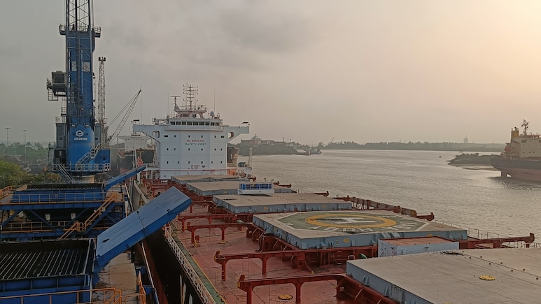 PM Modi Inaugurates APSEZ's Haldia Bulk Terminal