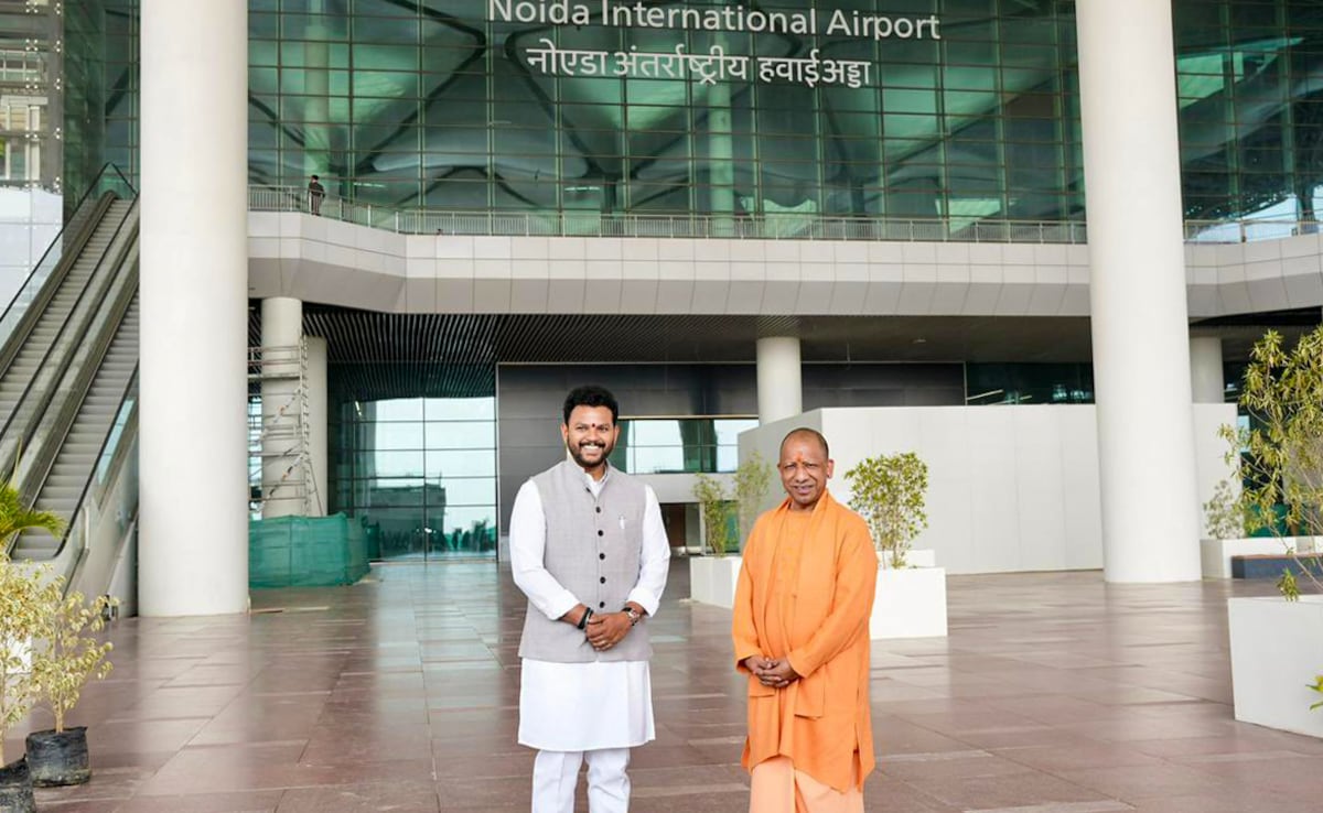 नोए़डा एयरपोर्ट के उद्घाटन की डेट तय, जानें टिकट बुकिंग और उड़ानें कब से शुरू होने के आसार