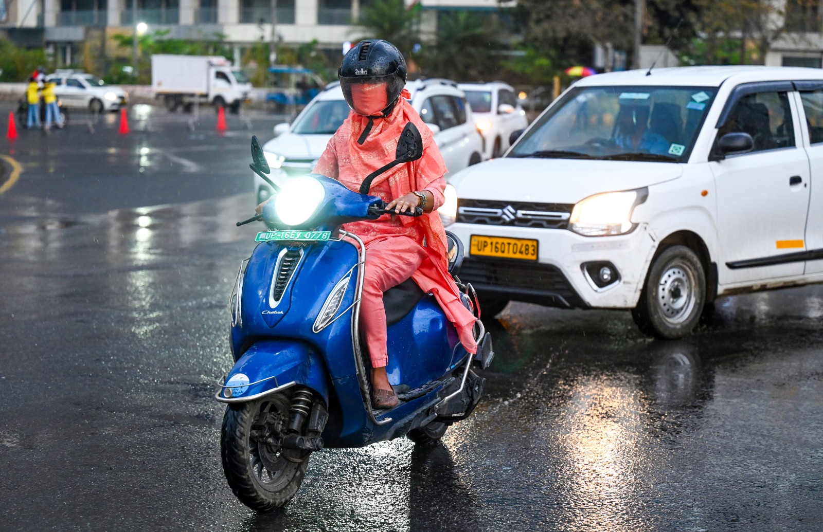 Rain Alert: दिल्ली NCR में 3 दिन बारिश! गरज-चमक के साथ बरसेंगे बदरा, जानें यूपी से पंजाब-हरियाणा तक मौसम की खबर