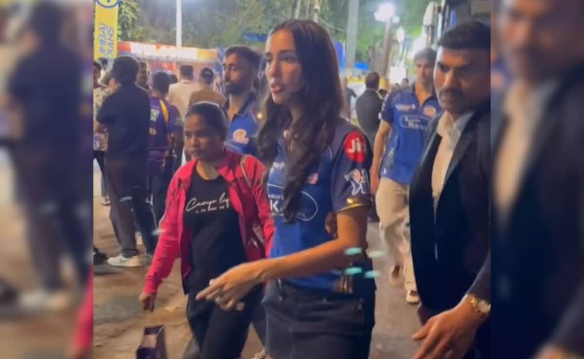 हार्दिक पंड्या के बेटे अगस्त्य का मां की तरह खयाल रखती दिखीं माहिका शर्मा, मैच के बाद पैपराजी को रोका बोलीं...